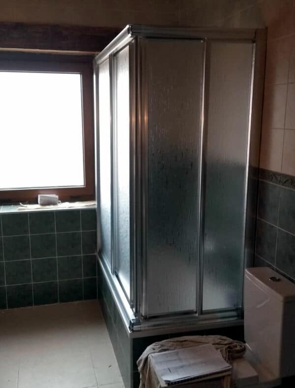 SHAWA-A20_Customers_Shower-enclosure-made-to-measure-(3)