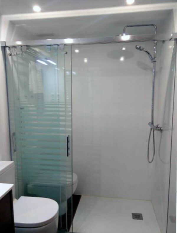 SHAWA-B13_Customers_Shower-enclosure-made-to-measure-(7)