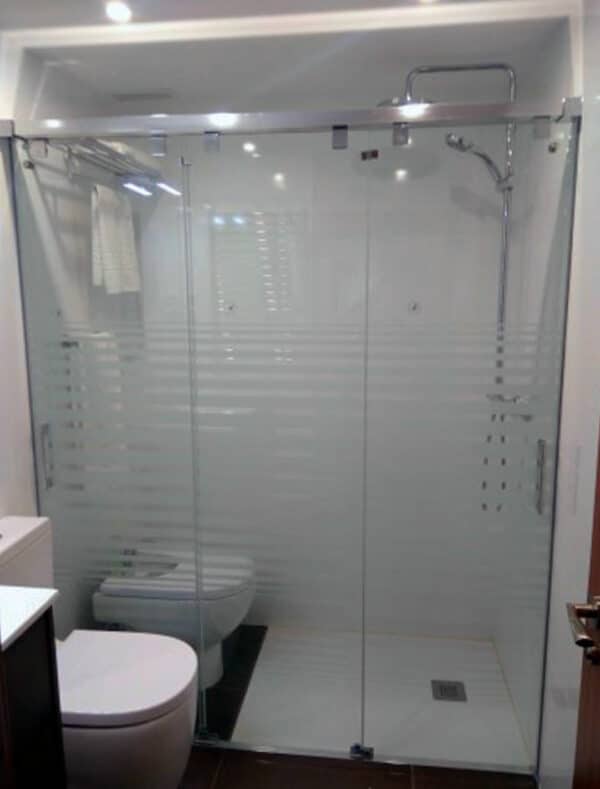 SHAWA-B13_Customers_Shower-enclosure-made-to-measure-(8)