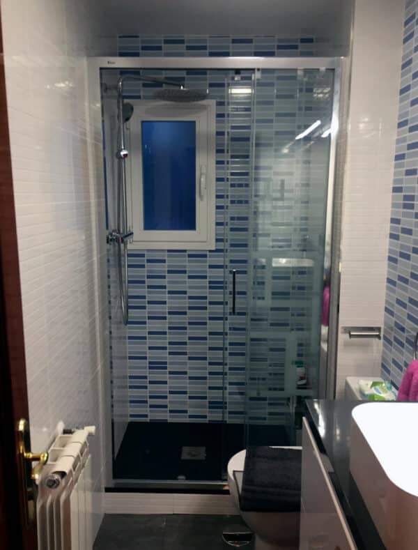 SHAWA-B14_Customers_Shower-enclosure-made-to-measure-(13)