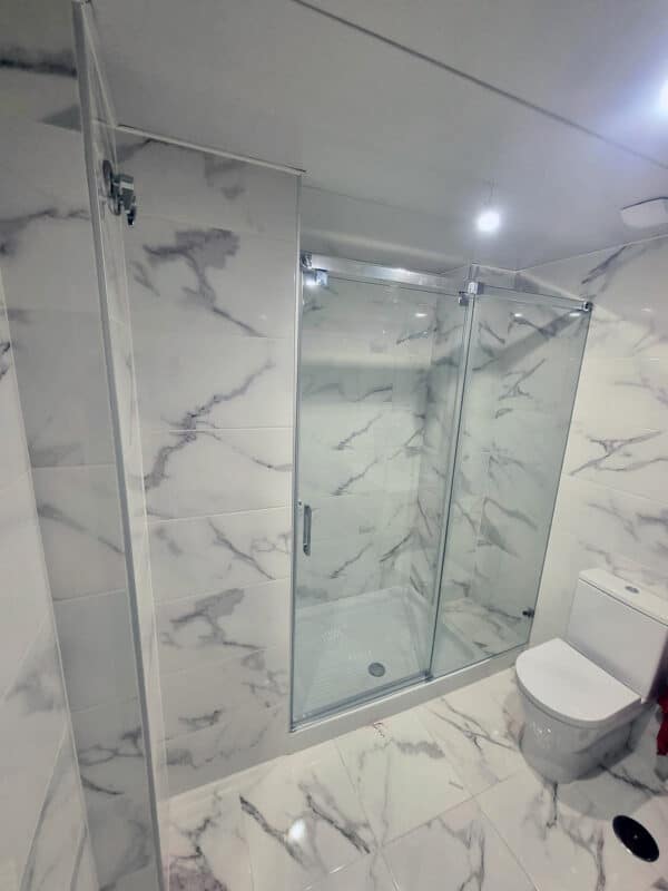 SHAWA-D10_Customers_Shower-enclosure-made-to-measure-(15)