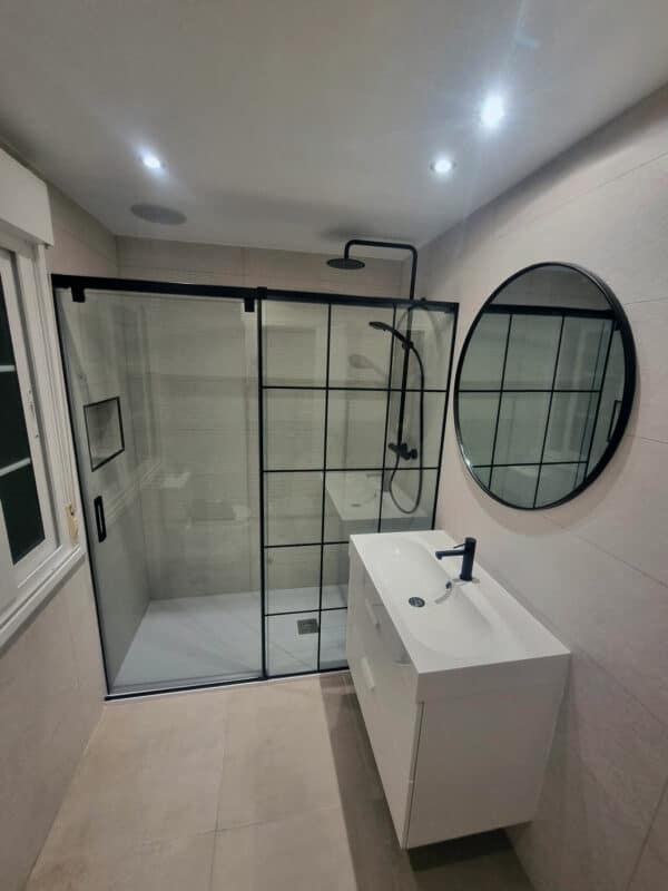SHAWA-D10_Customers_Shower-enclosure-made-to-measure-(58)