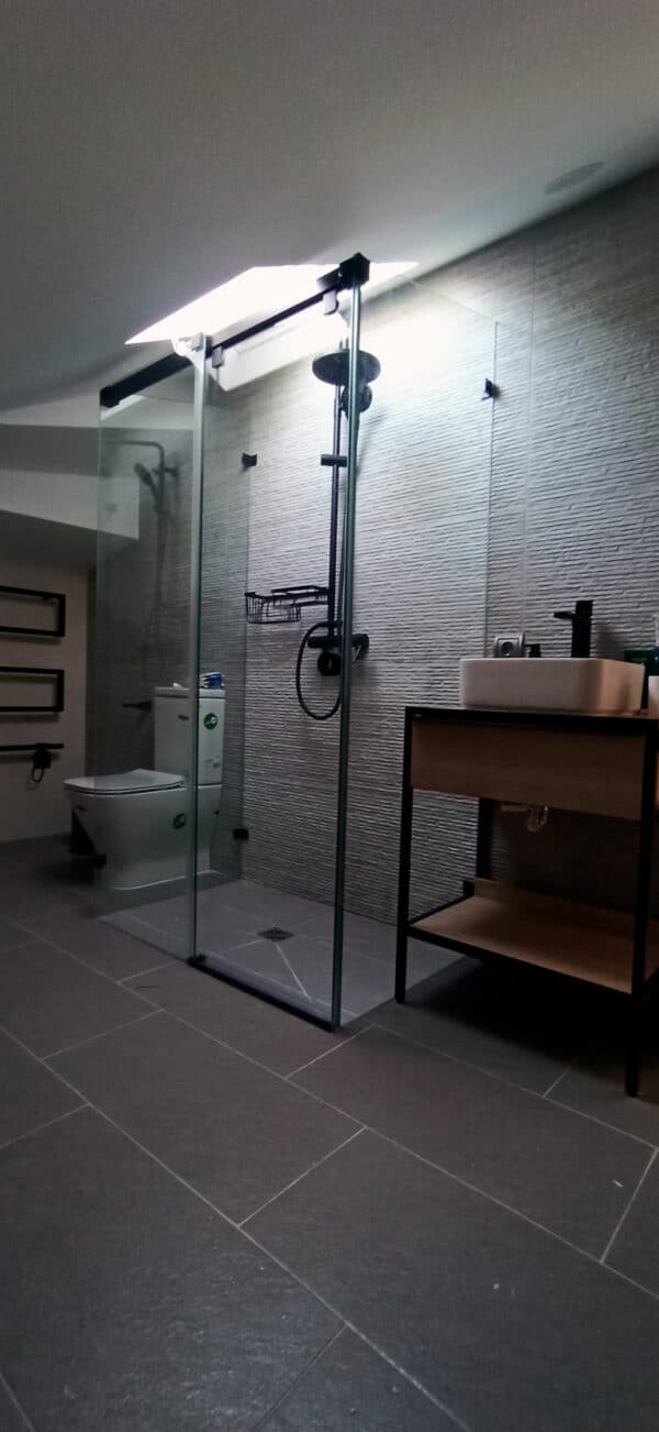SHAWA-D11_Customers_Shower-enclosure-made-to-measure-(51)