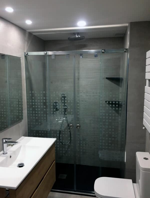 SHAWA-D25_Customers_Shower-enclosure-made-to-measure-(61)