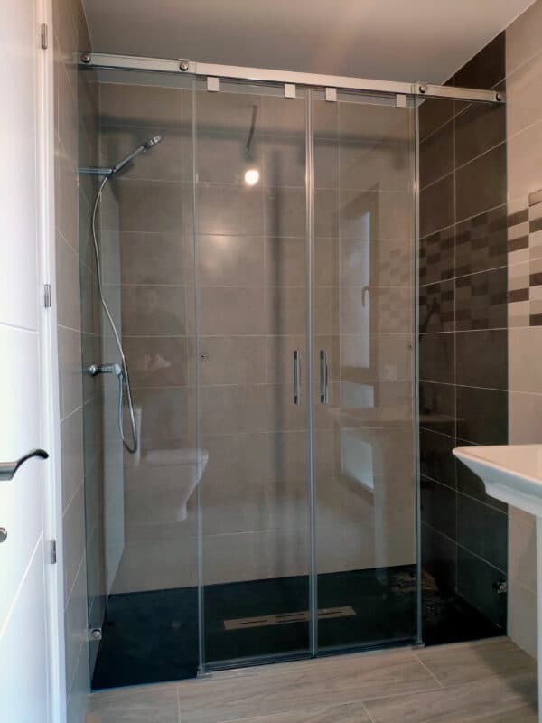 SHAWA-D25_Customers_Shower-enclosure-made-to-measure-(70)