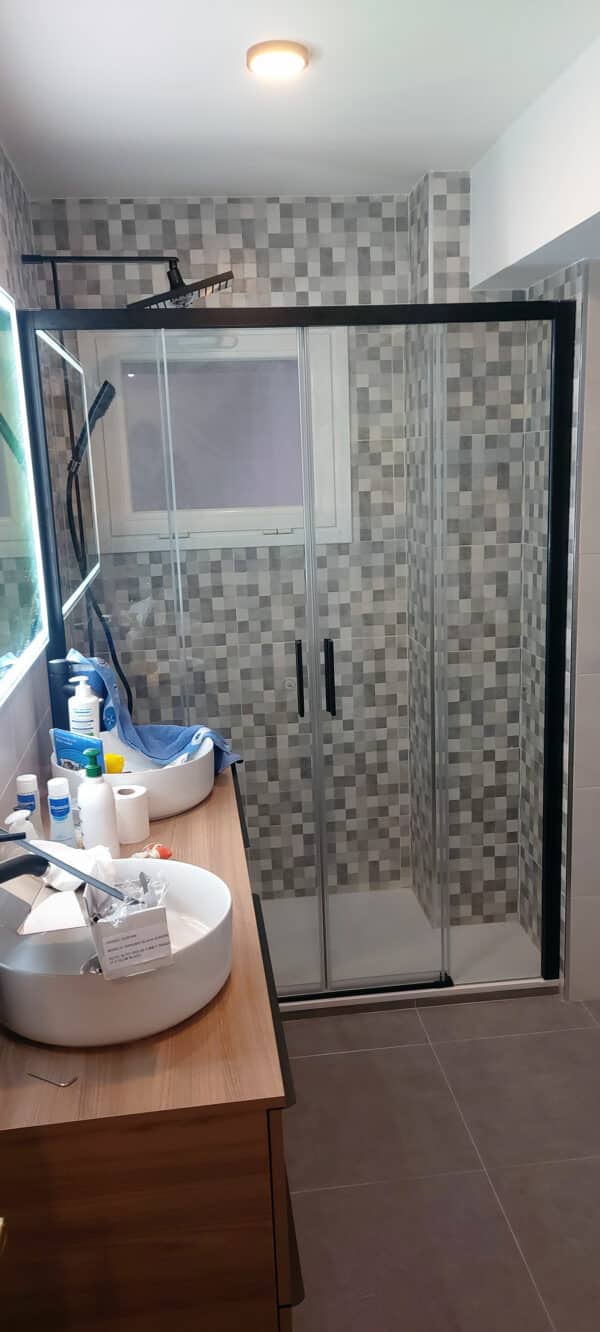 SHAWA-E25_Customers_Shower-enclosure-made-to-measure-(15)