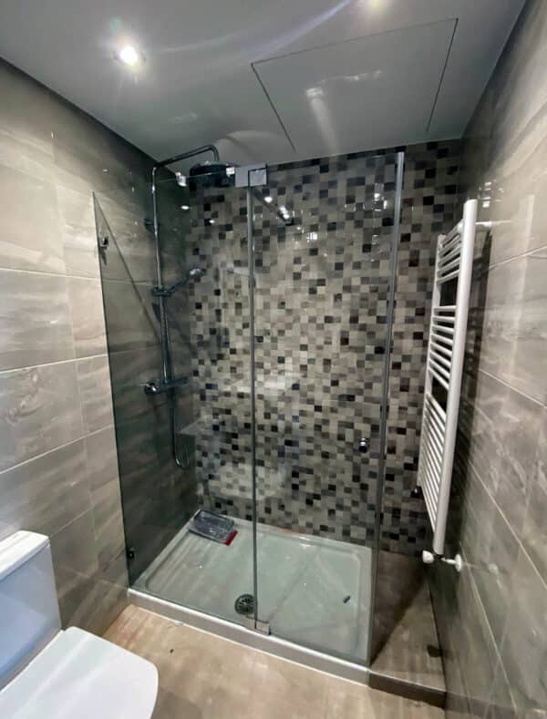 WALK-IN-B05_Customers_Shower-enclosure-made-to-measure-(14)