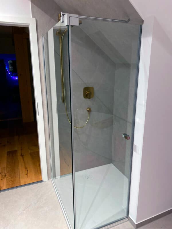 Walk-in-B05-Duschkabine-nach-Maß
